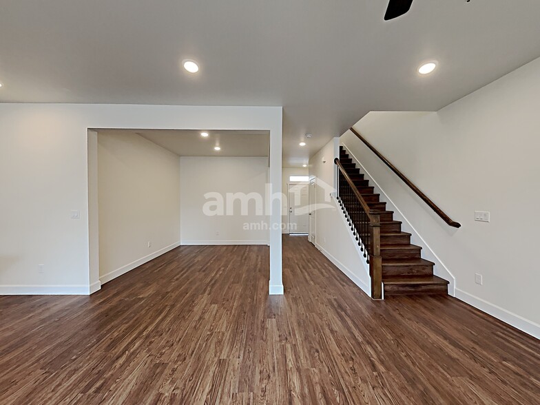 Building Photo - 8220 125th St Ct E