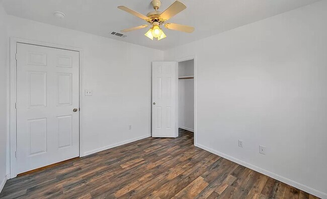 Building Photo - 2723 Baylor Ave