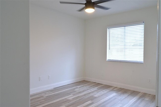 Building Photo - 5308 Cedarshake Ln
