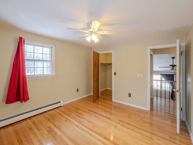 Building Photo - Spacious 4BR/2.5BA/2Car Garage Home with Finished Basement & Hardwood Floors – Gales Ferry