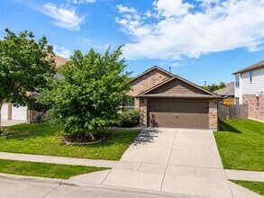 Building Photo - 2517 Carolina Dr