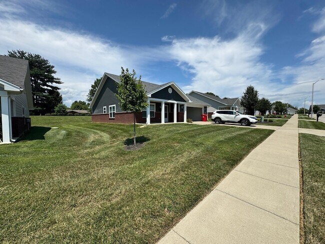 Building Photo - 175 Heron Pl