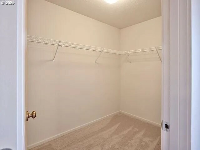 Building Photo - 2135 NE 4 Seasons Ln