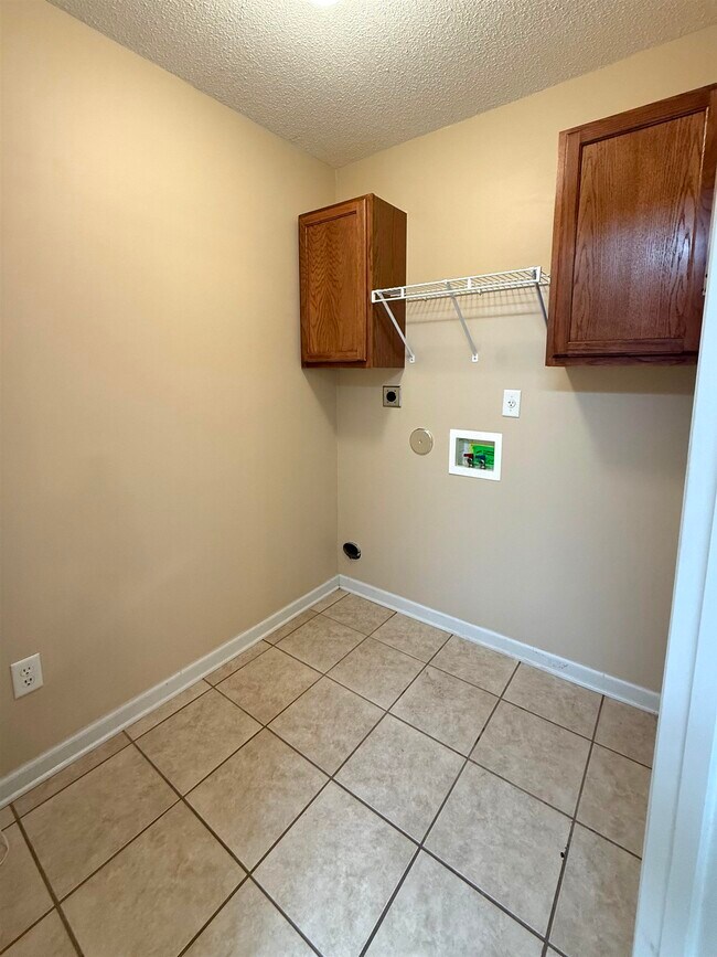 Building Photo - 9192 Speerberry Ln