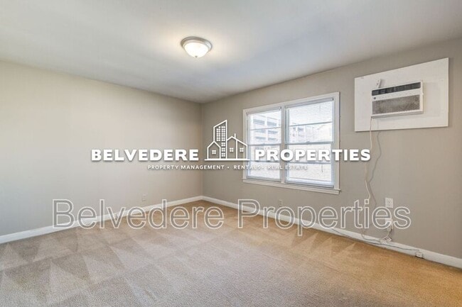 Building Photo - 215 McIver St