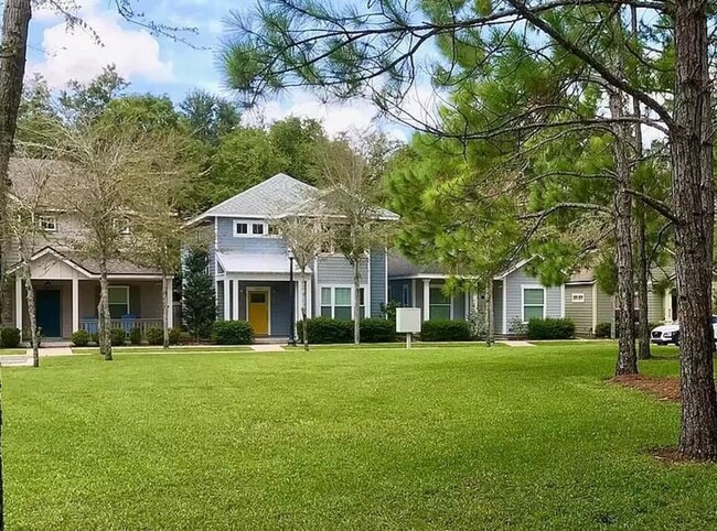 Building Photo - 3242 NW 23rd Rd