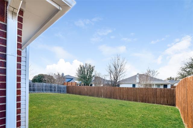 Building Photo - 2406 Garden Creek Dr
