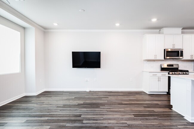 Building Photo - 1106 Shoreside Dr