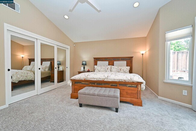 Building Photo - 800 Beaver Creek Ct