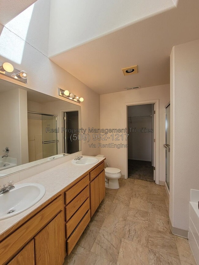 Building Photo - 7606 Quadra Dr