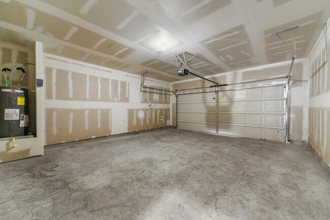 Building Photo - 11751 Armadale Dr