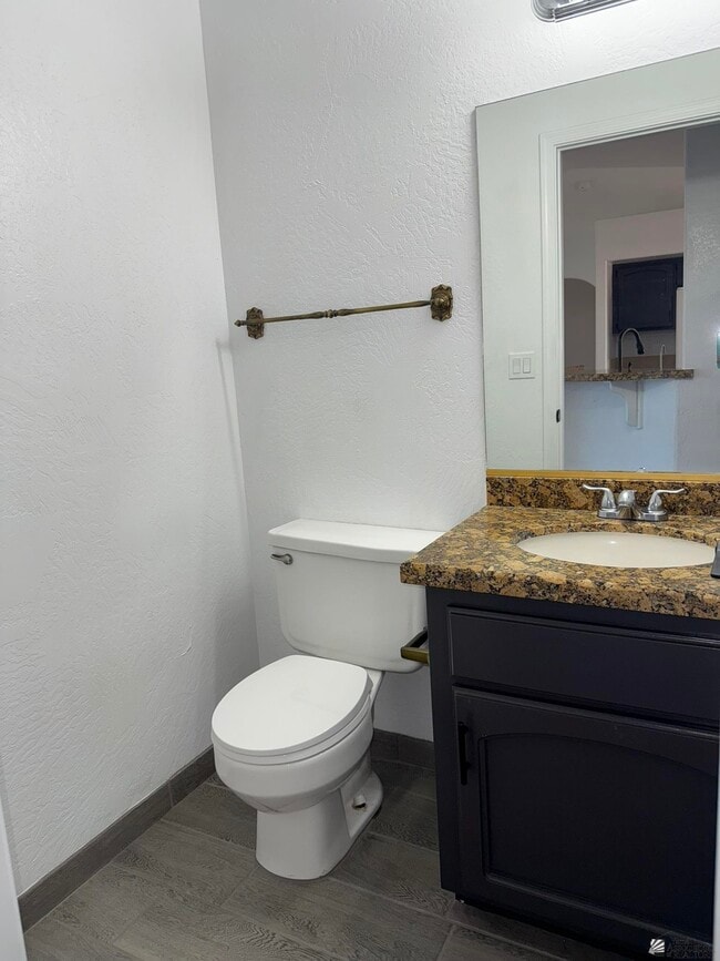 Building Photo - 10636 S Del Vista Dr