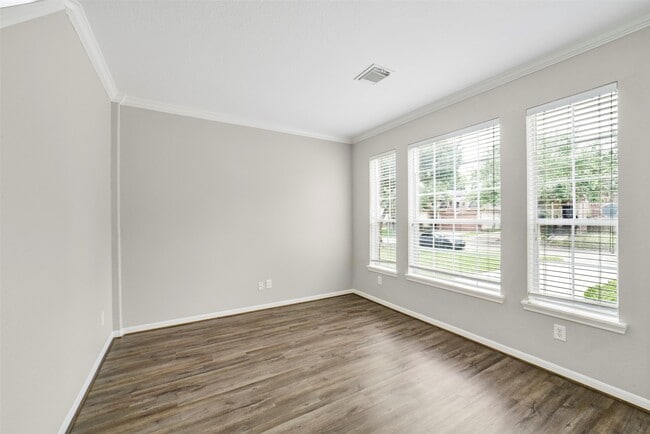 Building Photo - 21626 Shallow Glen Ln