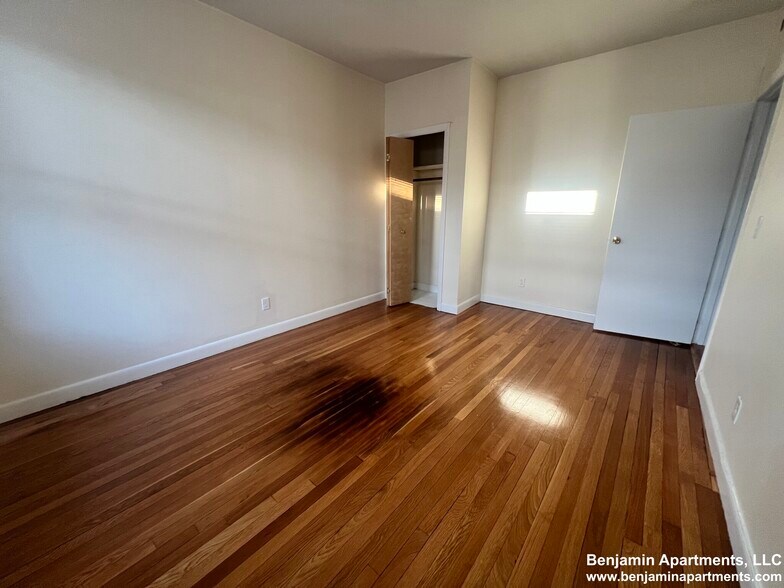 Building Photo - 1111 Commonwealth Ave