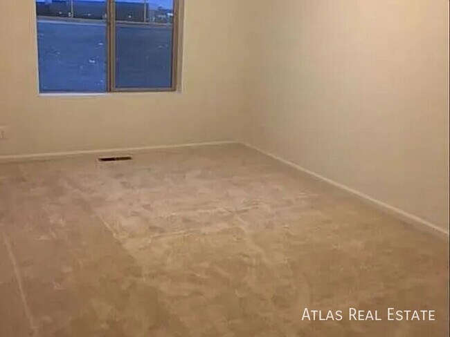 Building Photo - 18252 E 52nd Ave