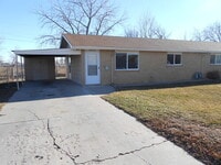 Building Photo - 2 Bedroom, 1 Bath Duplex on Outskirts of Loveland, CO