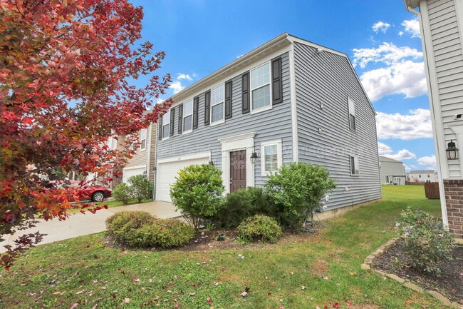 Building Photo - 7449 Sugarbark Dr