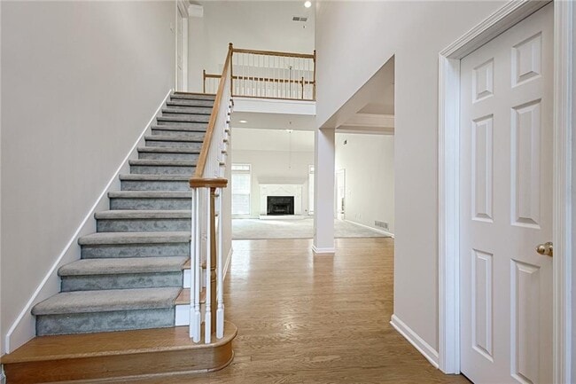 Building Photo - 1346 Parkview Ln NW