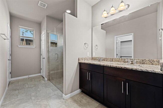 Building Photo - 7233 Menchaca Rd