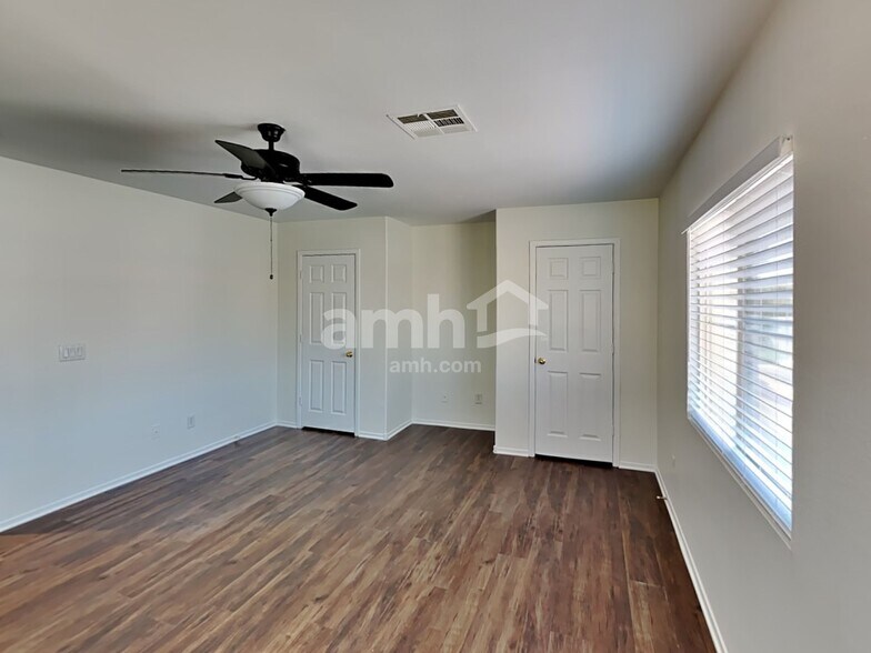 Building Photo - 7534 Tuckaway Harbor St