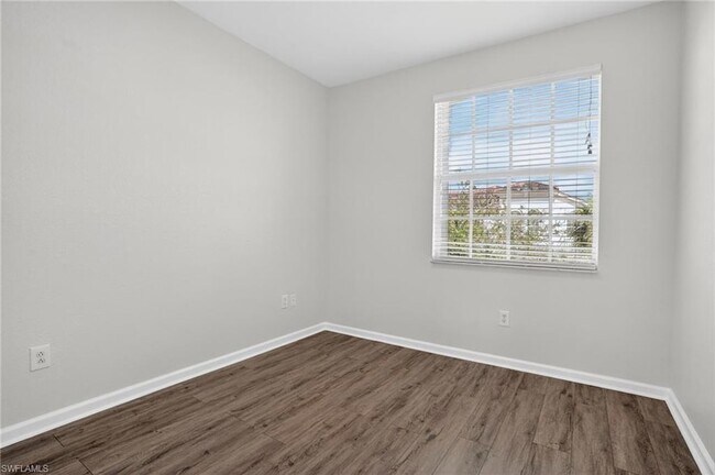 Building Photo - 7013 Romana Way