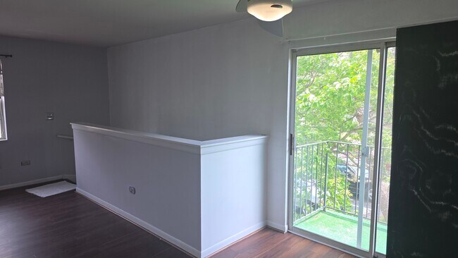 Building Photo - 422 N Lake Shore Dr