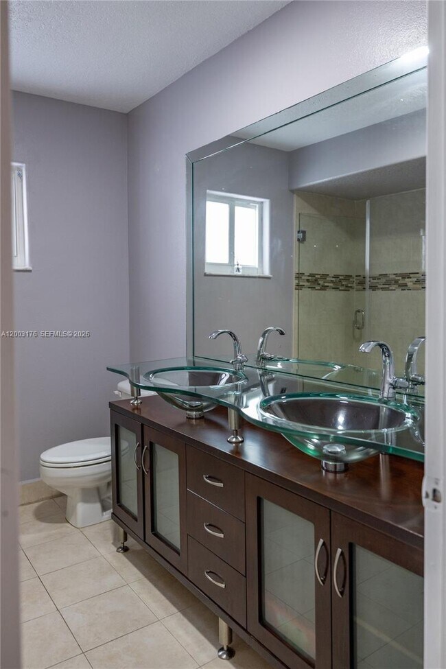 Building Photo - 15981 SW 54th Terrace