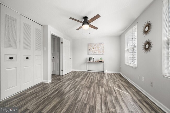 Building Photo - 8607 Kenosha Ct