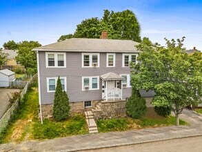 Building Photo - 28 Edinboro Rd