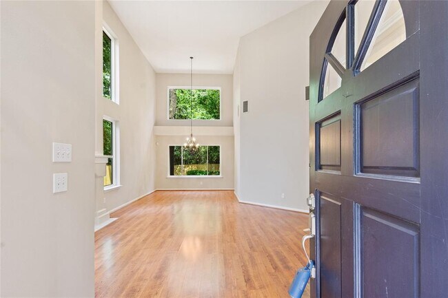 Building Photo - 175 W Greywing Cir