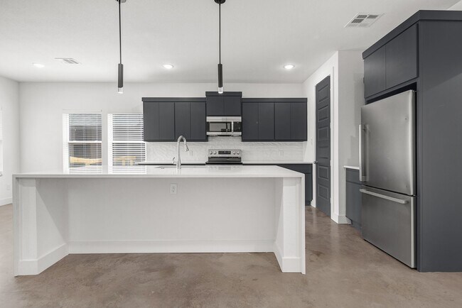 Building Photo - 3010 Alpha Wolf Ct