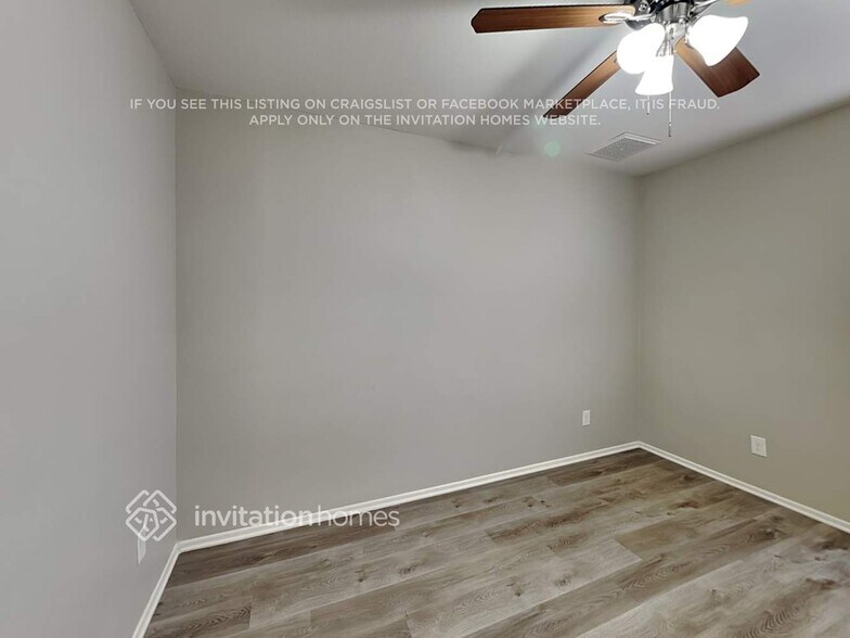 Building Photo - 5326 W Purdue Ave