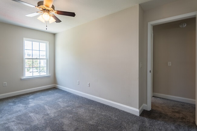 Building Photo - 503 Bradwell St