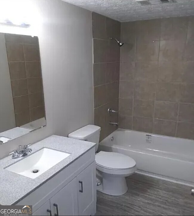 Building Photo - 1269 Muirfield Dr