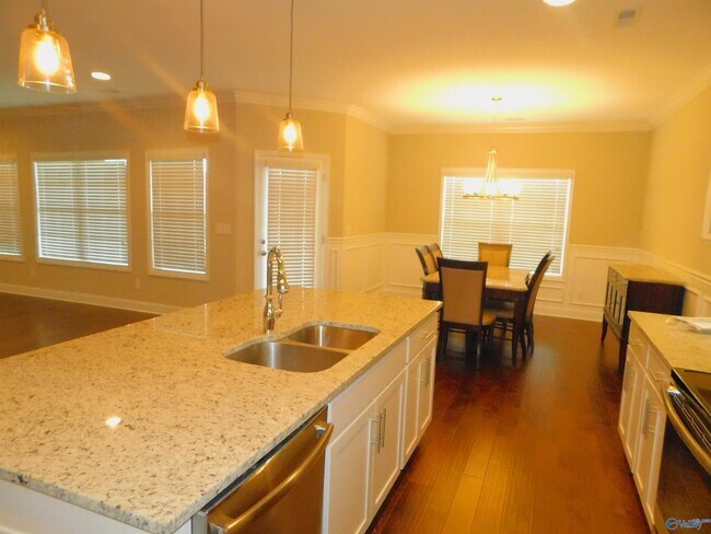 Building Photo - 2111 Milk Run Trl SW