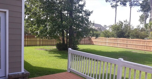 Building Photo - Discover this spacious 5-bedroom, 3.5-bath home in Elgin, SC ~ Available July 2026!