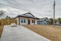 Building Photo - 2707 Brazos River Dr