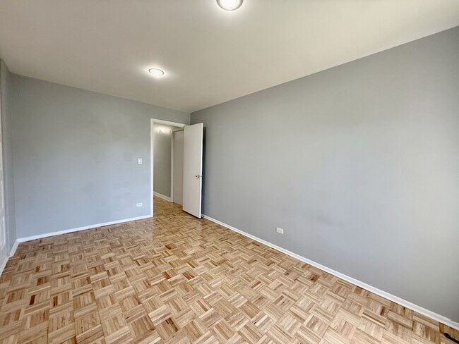 Building Photo - 1550 Sandpebble Dr