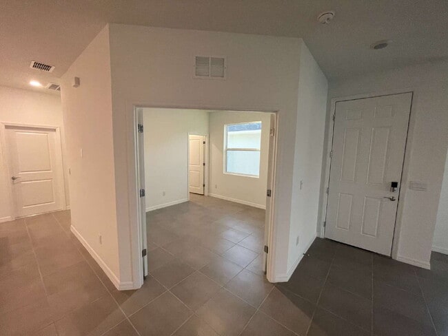 Building Photo - 8506 Bold Cypress Ln