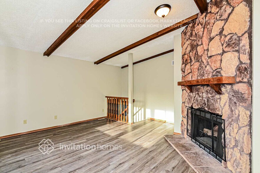 Building Photo - 8157 James Ave N