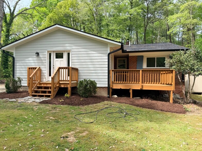 Building Photo - 3 Woodward Way