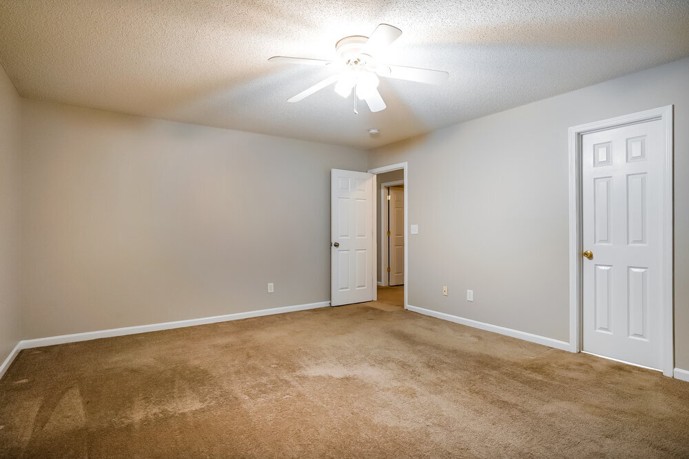 Building Photo - 205 Brookhaven Dr