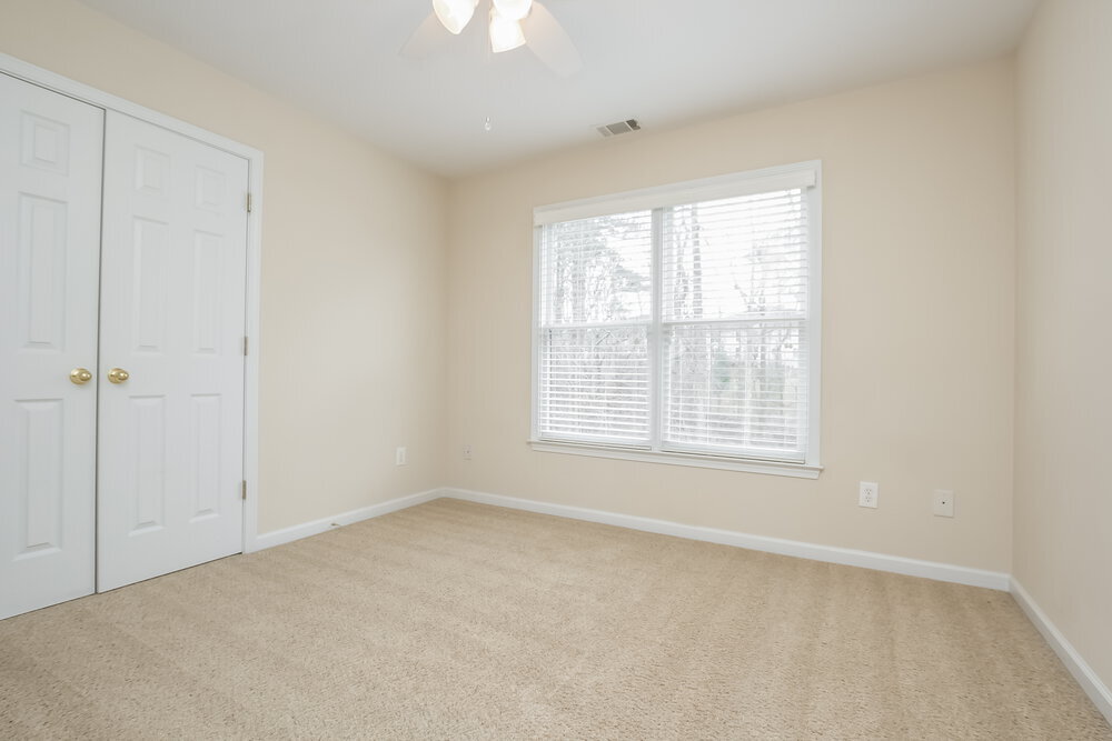 Building Photo - 3075 Woodbridge Ln
