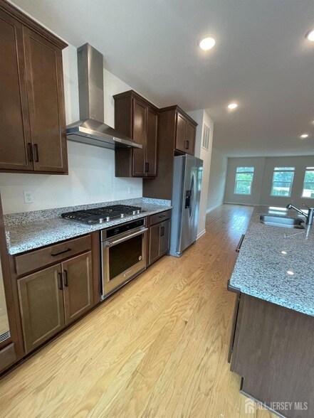 Building Photo - 103 Vaughn Dr