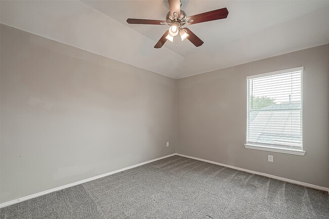 Building Photo - 19903 Diamond Hills Ln