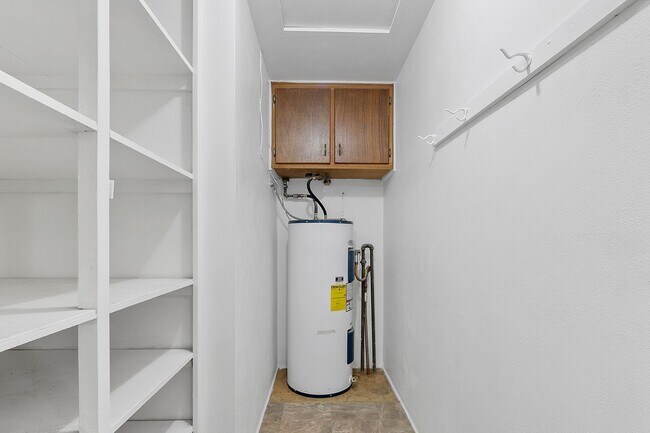 Building Photo - 2bd/1b Boise Bench Home!