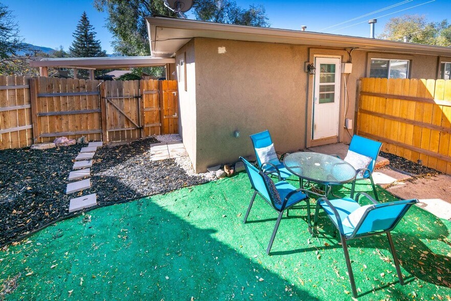 Building Photo - 1528 Boulder St