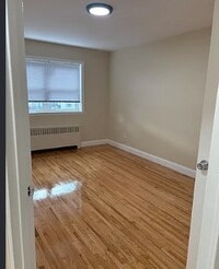 Building Photo - 1835 Muliner Ave