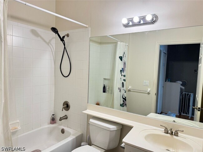 Building Photo - 15582 Summit Pl Cir