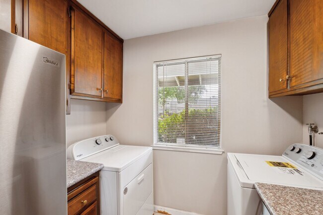 Building Photo - Lovely 2 bed / 2 bath Home in Stonegate